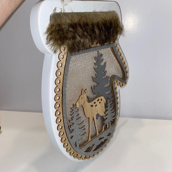 Rustic Christmas Wall Decor Wood Layers Lightbox Shaped Mitten - Picture 4 of 8